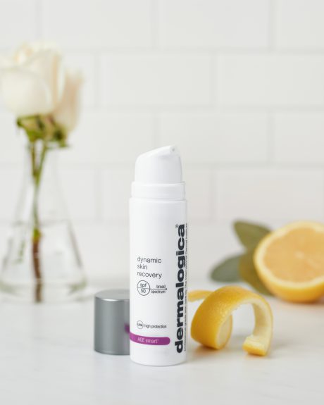 Dynamic Skin Recovery On Counter with Lemon and Rose